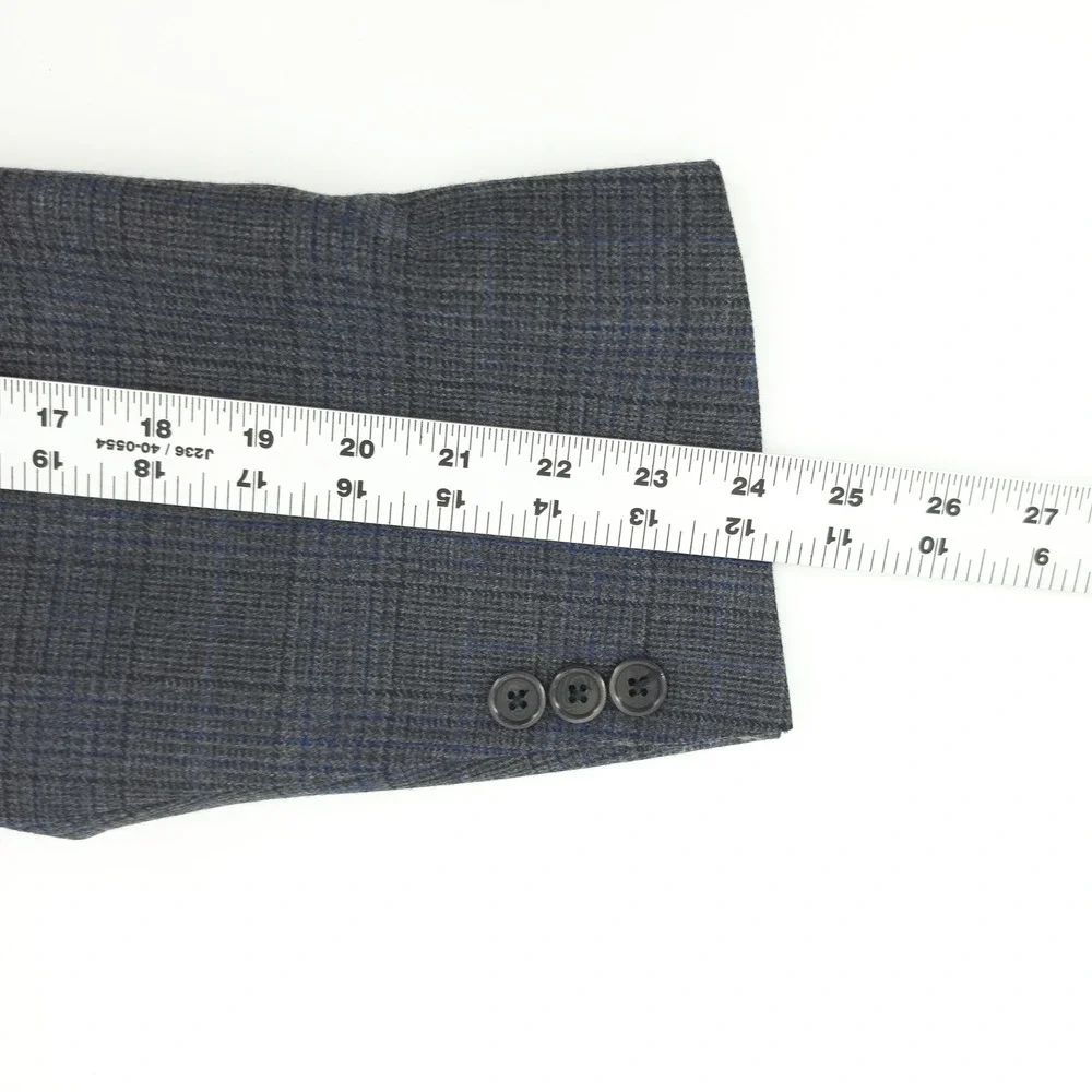 Brooks Brothers please note
